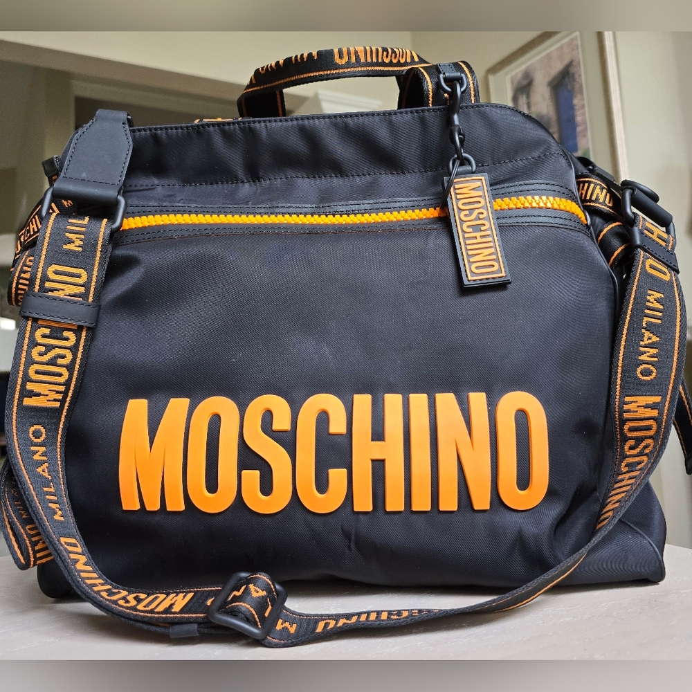 Moschino Logo Weekender Bag - Picture 4 of 15